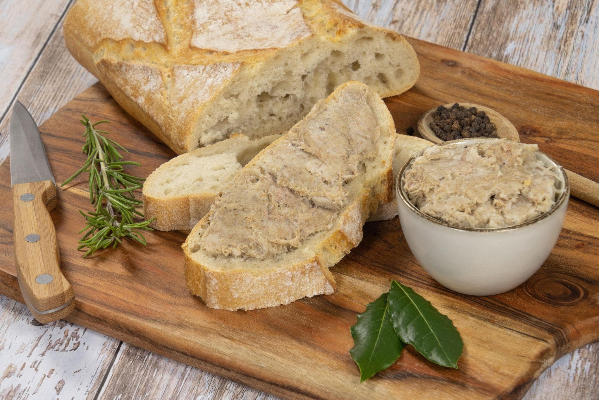 Les rillettes du Mans : un trésor gastronomique sarthois
